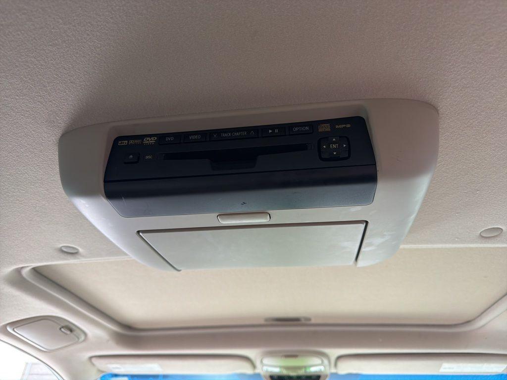 used 2006 Toyota Sienna car, priced at $7,994