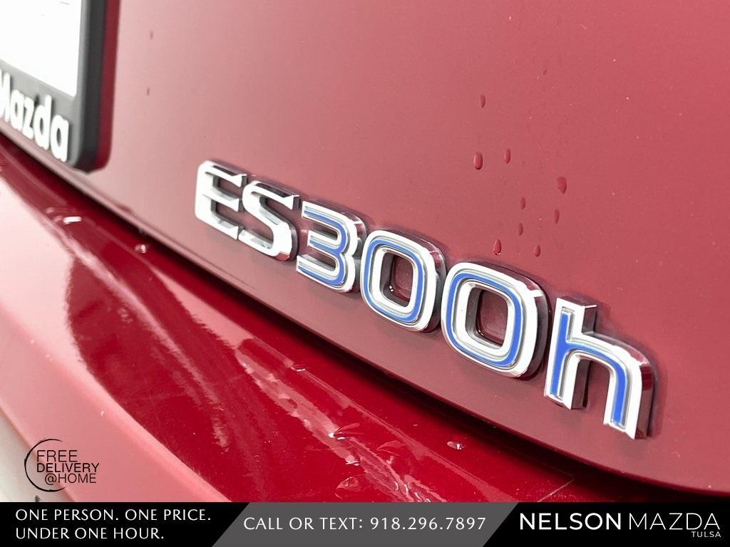 used 2021 Lexus ES 300h car, priced at $27,366