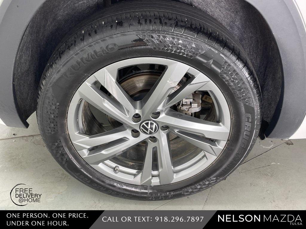 used 2024 Volkswagen Atlas Cross Sport car, priced at $34,622