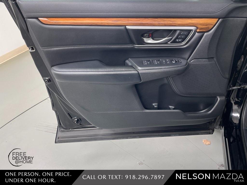 used 2017 Honda CR-V car, priced at $20,321