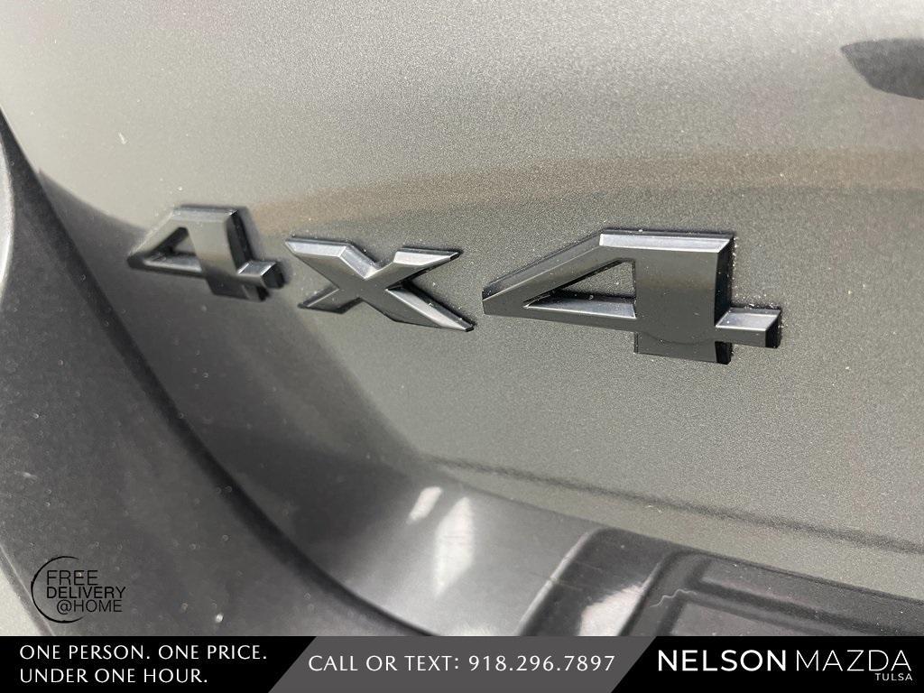 used 2017 Jeep Grand Cherokee car, priced at $15,994