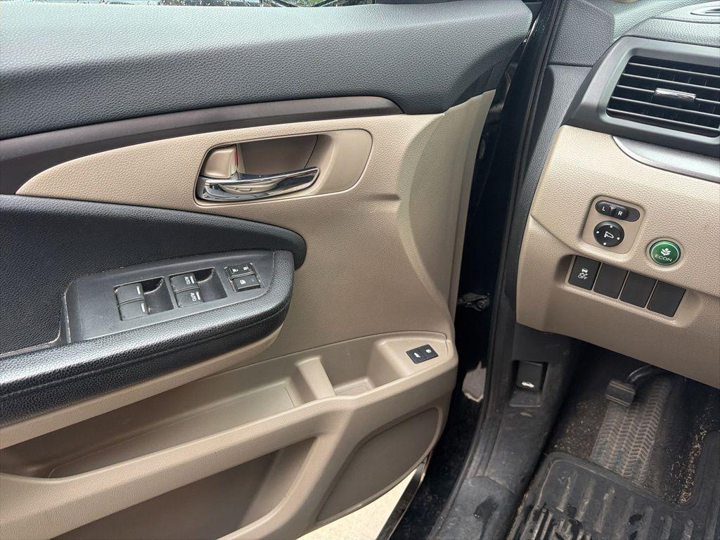 used 2016 Honda Pilot car, priced at $20,405