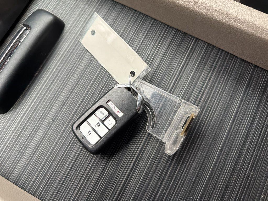 used 2016 Honda Pilot car, priced at $20,405