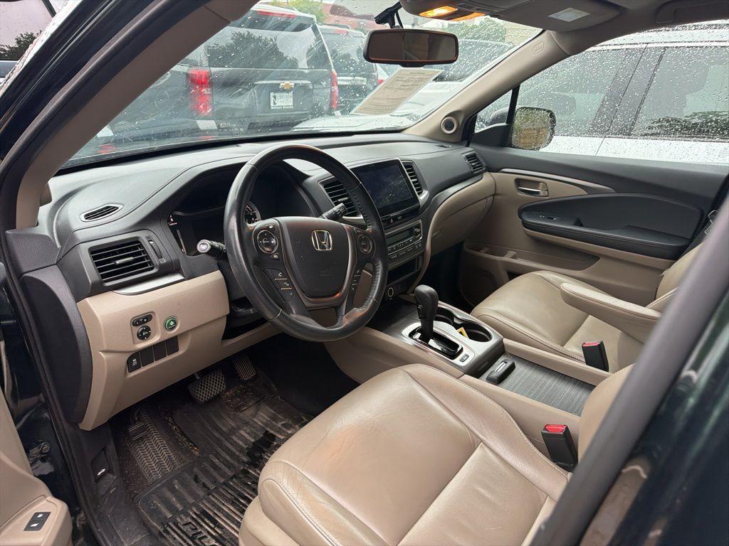 used 2016 Honda Pilot car, priced at $20,405