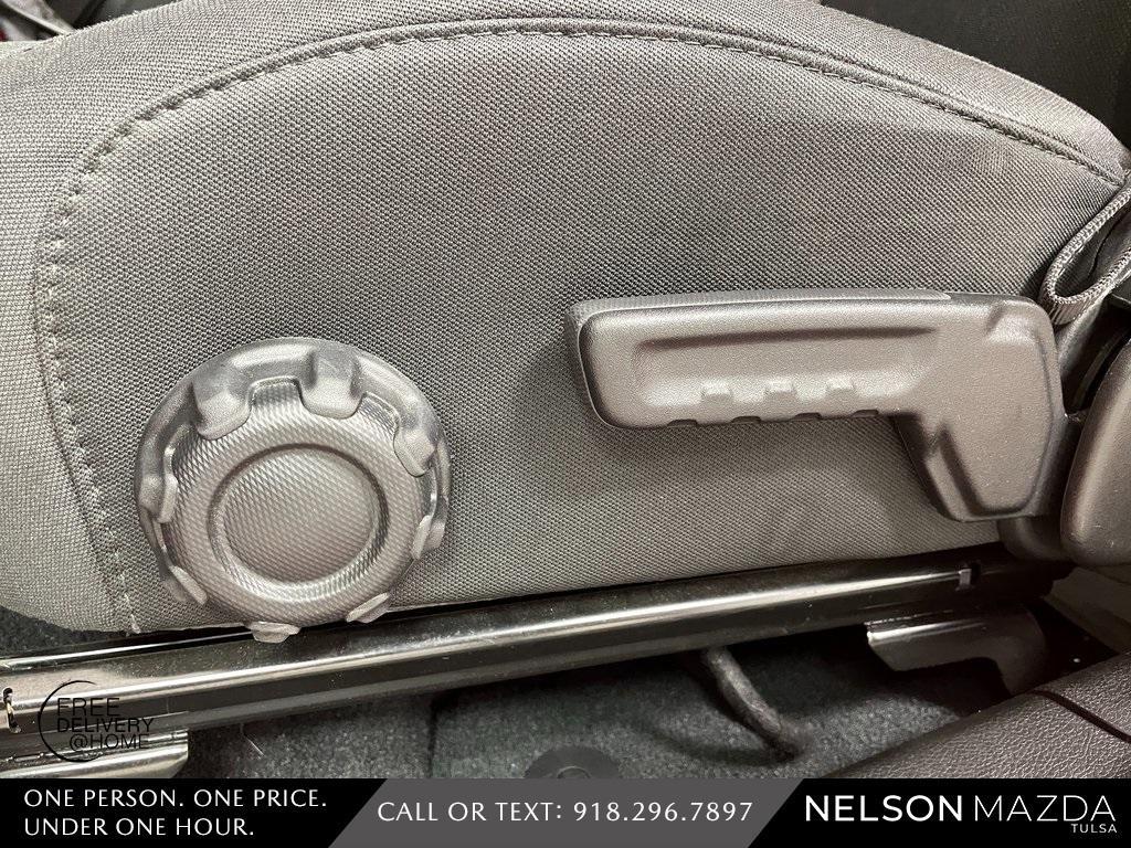 used 2022 Jeep Wrangler Unlimited car, priced at $27,687