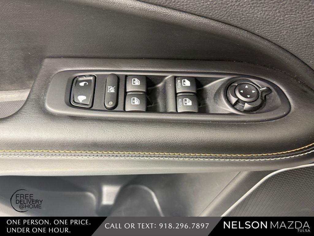 used 2019 Jeep Compass car, priced at $14,298