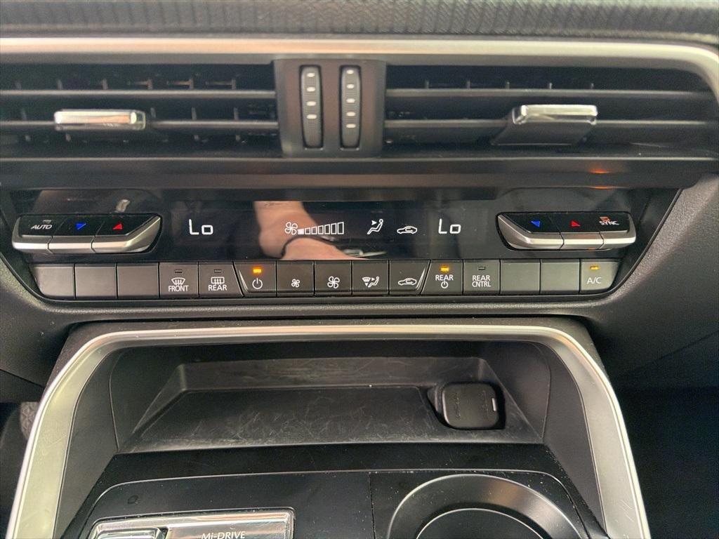 used 2025 Mazda CX-90 car, priced at $29,133