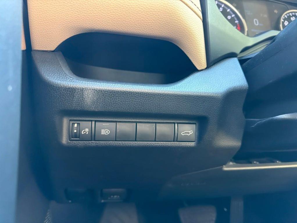 used 2019 Toyota RAV4 car, priced at $23,104