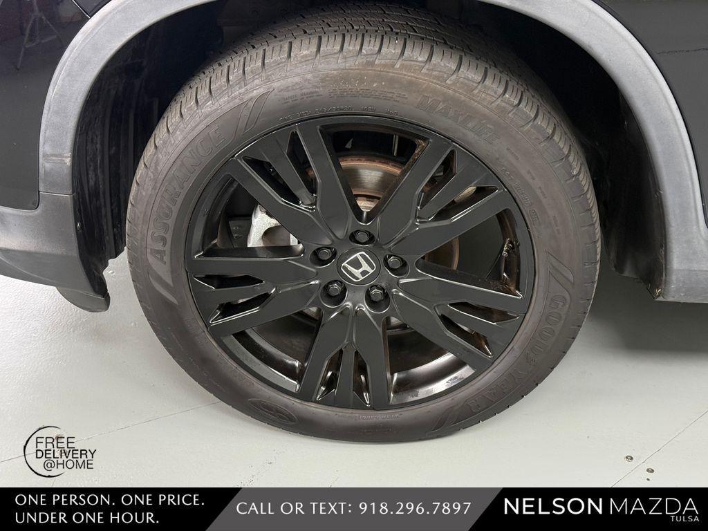 used 2022 Honda Pilot car, priced at $27,994