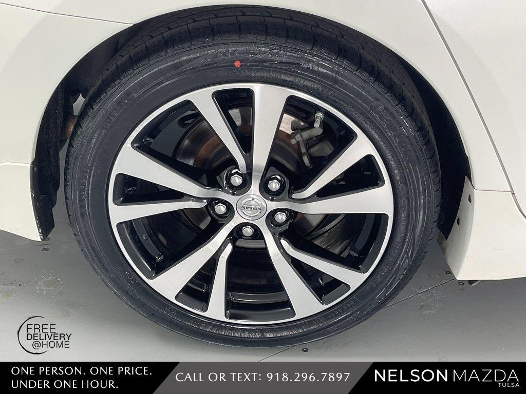 used 2018 Nissan Maxima car, priced at $15,933