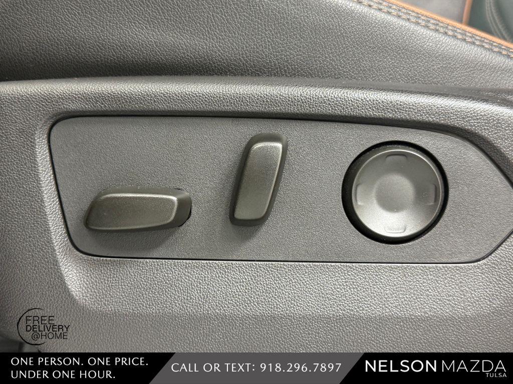 used 2025 GMC Yukon car, priced at $76,491