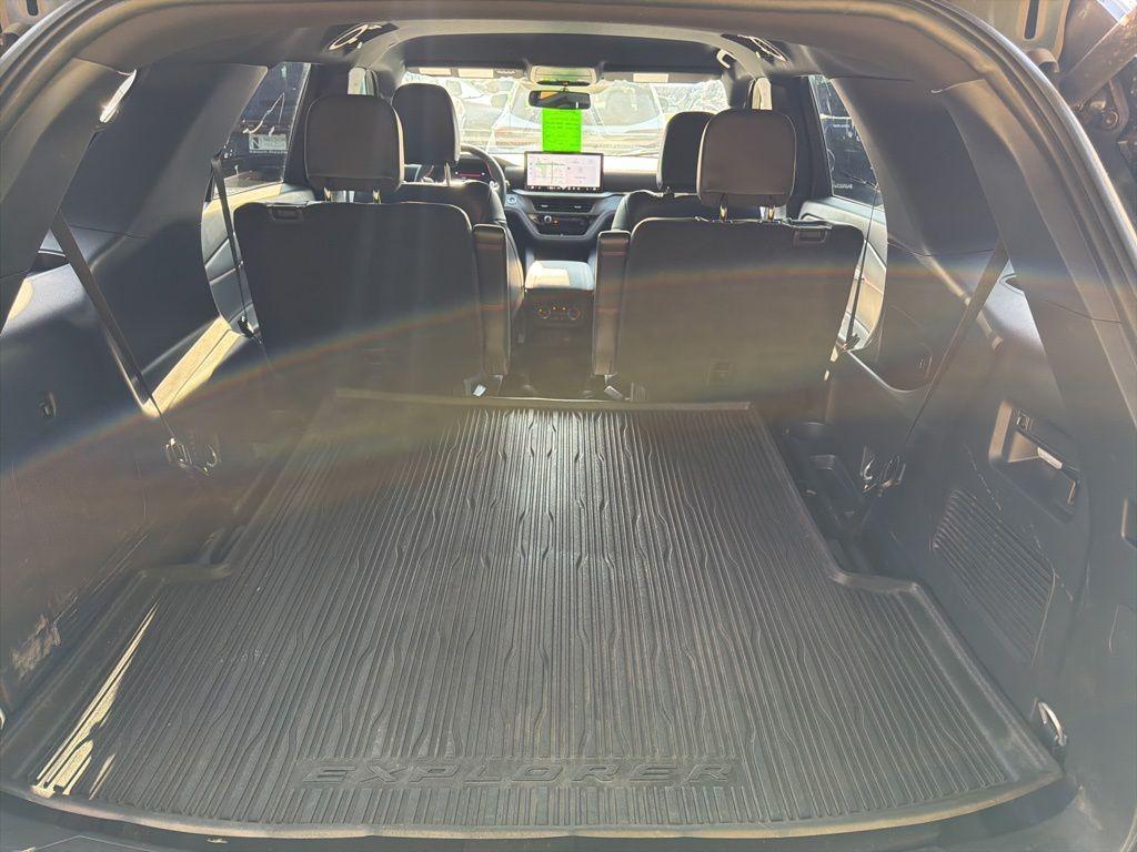 used 2025 Ford Explorer car, priced at $37,521