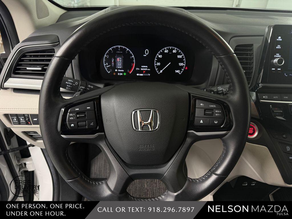 used 2025 Honda Odyssey car, priced at $35,999