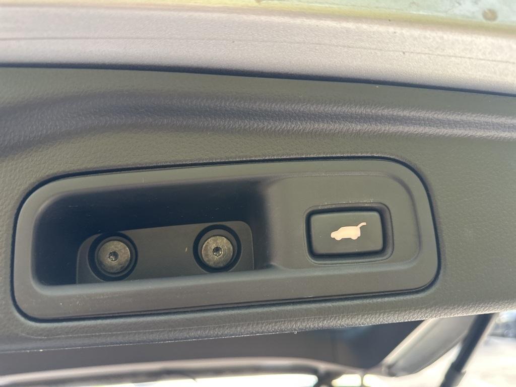 used 2021 Honda Pilot car, priced at $29,995