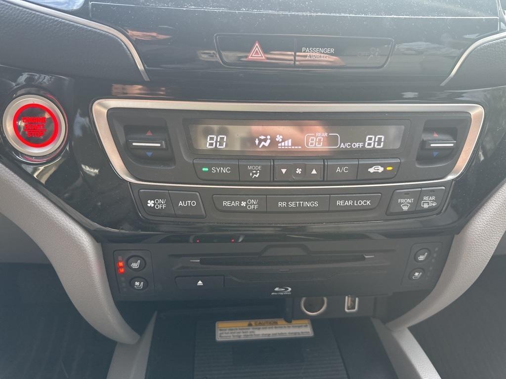 used 2021 Honda Pilot car, priced at $29,995