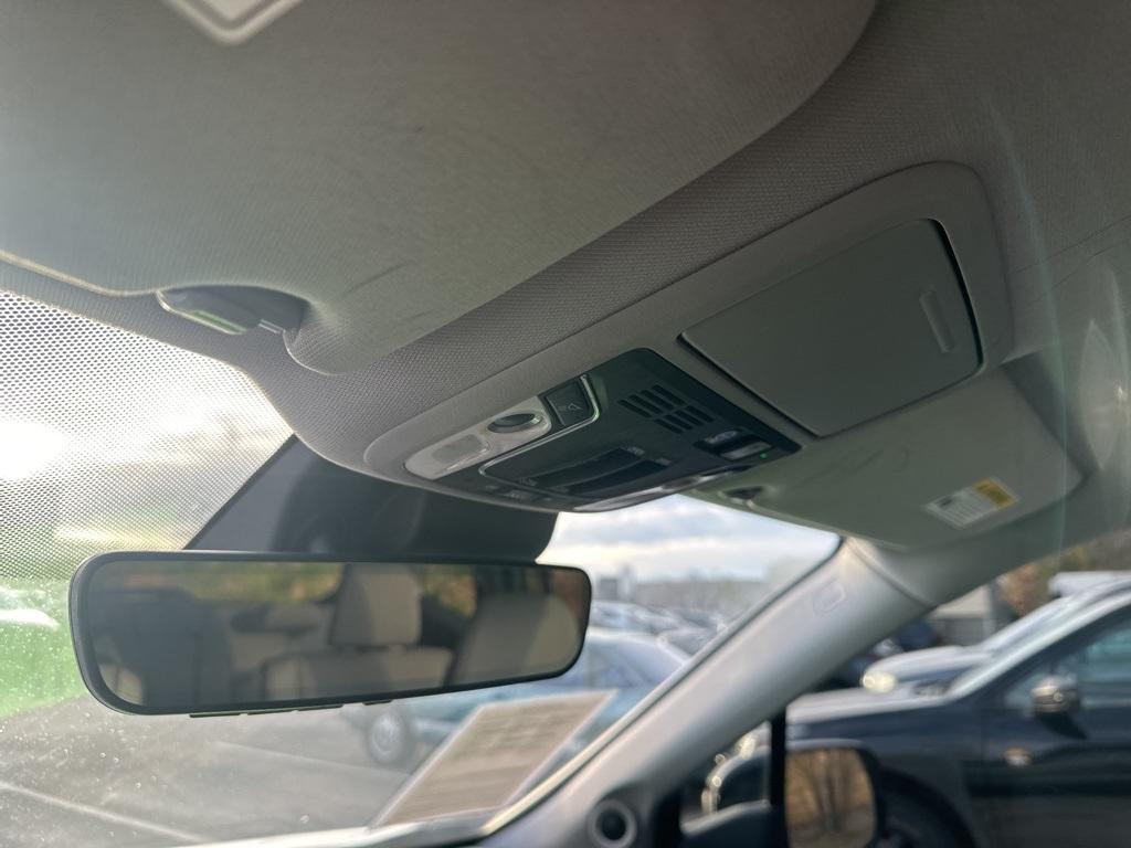 used 2021 Honda Pilot car, priced at $29,995