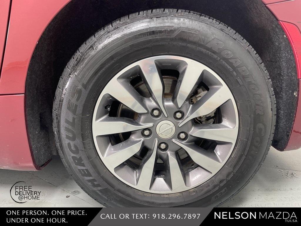 used 2019 Chrysler Pacifica car, priced at $17,210