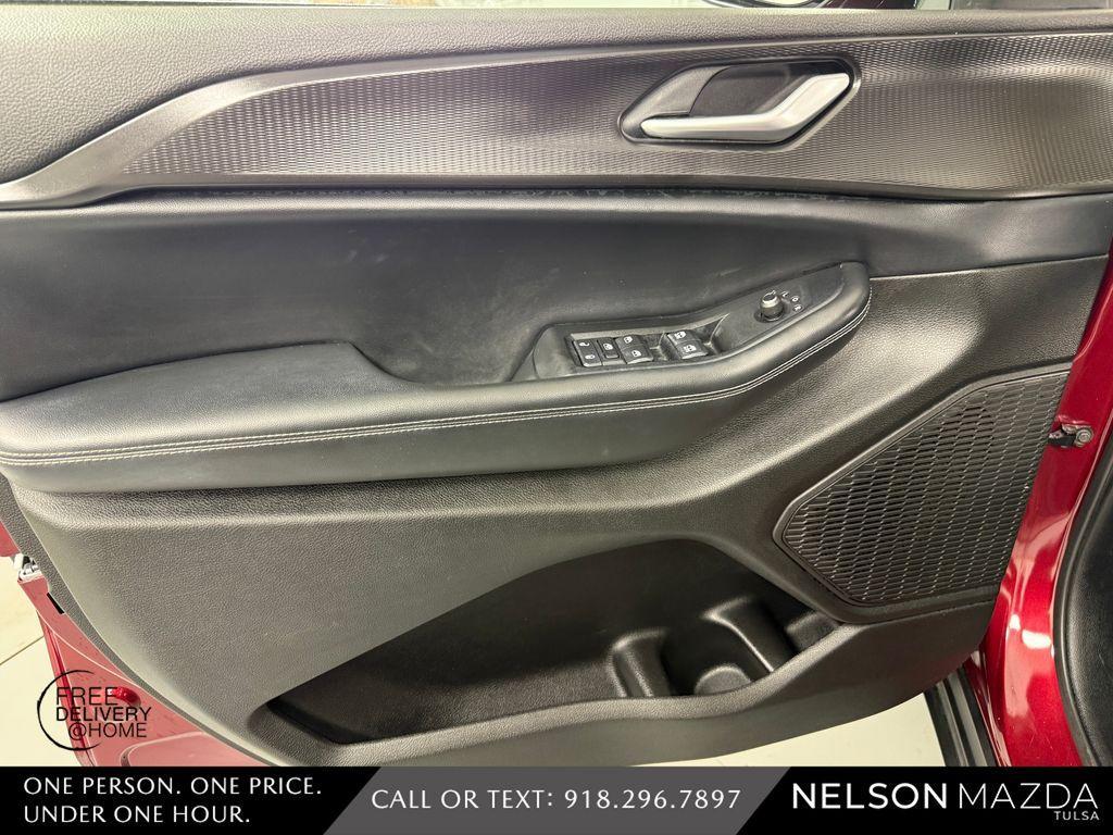 used 2023 Jeep Grand Cherokee car, priced at $30,991