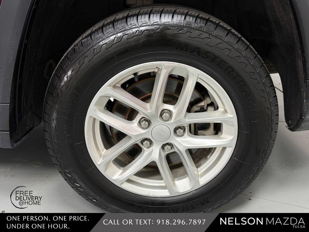 used 2023 Jeep Grand Cherokee L car, priced at $25,426