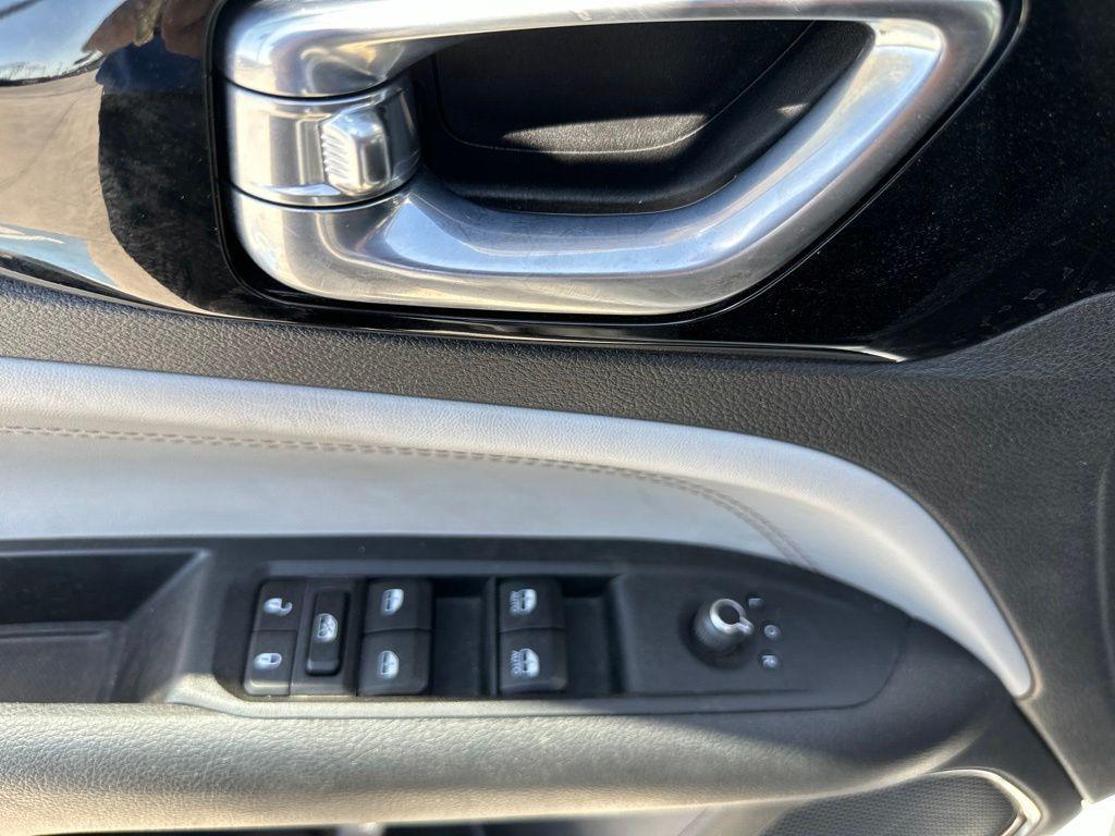 used 2025 Jeep Compass car, priced at $23,000