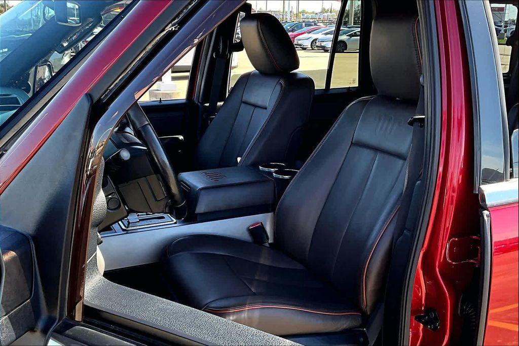 used 2017 Ford Expedition car, priced at $17,000