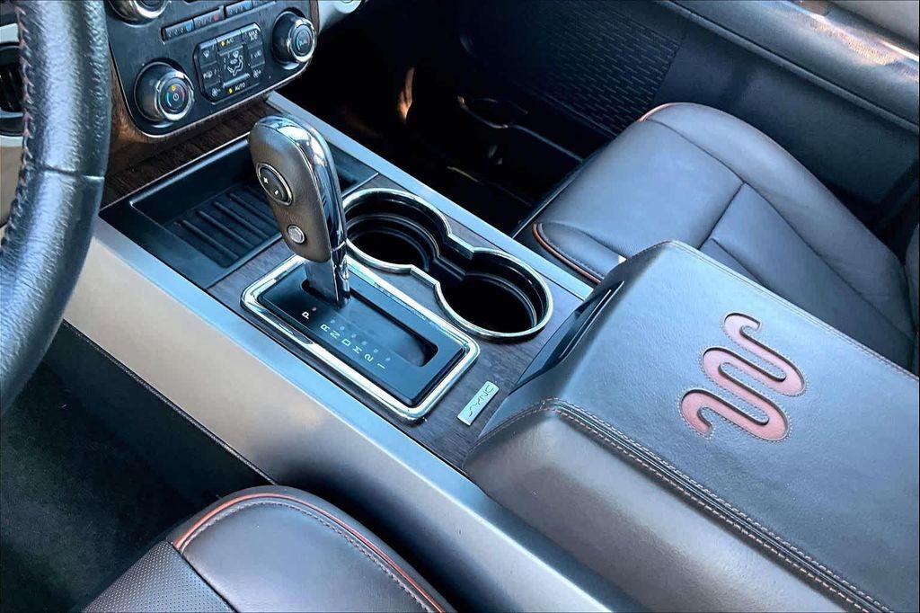 used 2017 Ford Expedition car, priced at $17,000