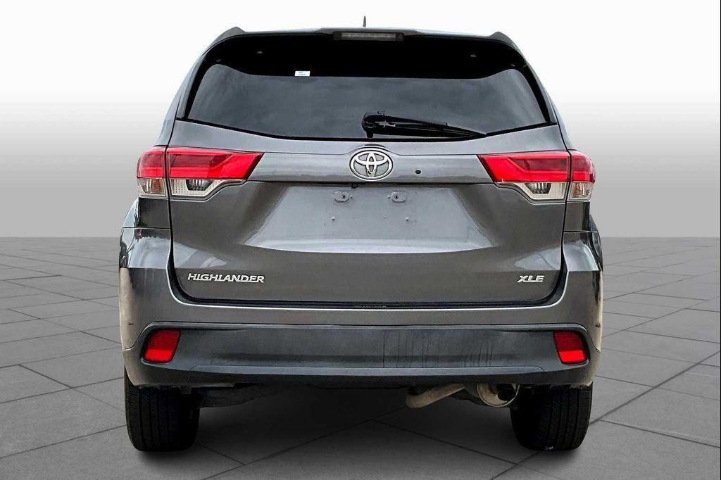 used 2018 Toyota Highlander car, priced at $18,500