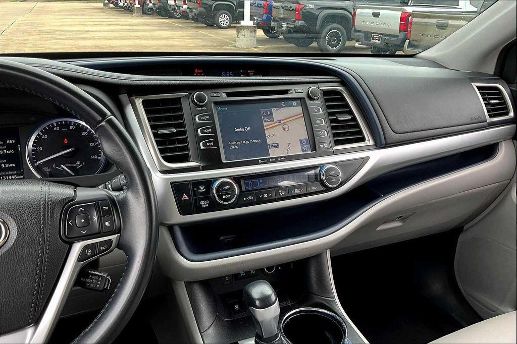 used 2018 Toyota Highlander car, priced at $18,500