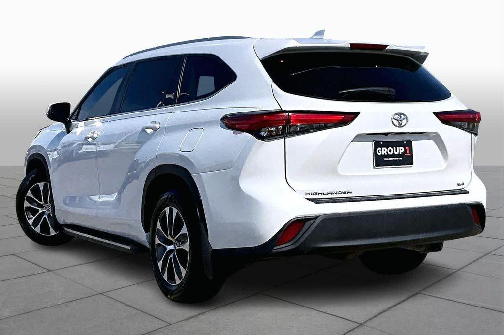 used 2023 Toyota Highlander car, priced at $31,700