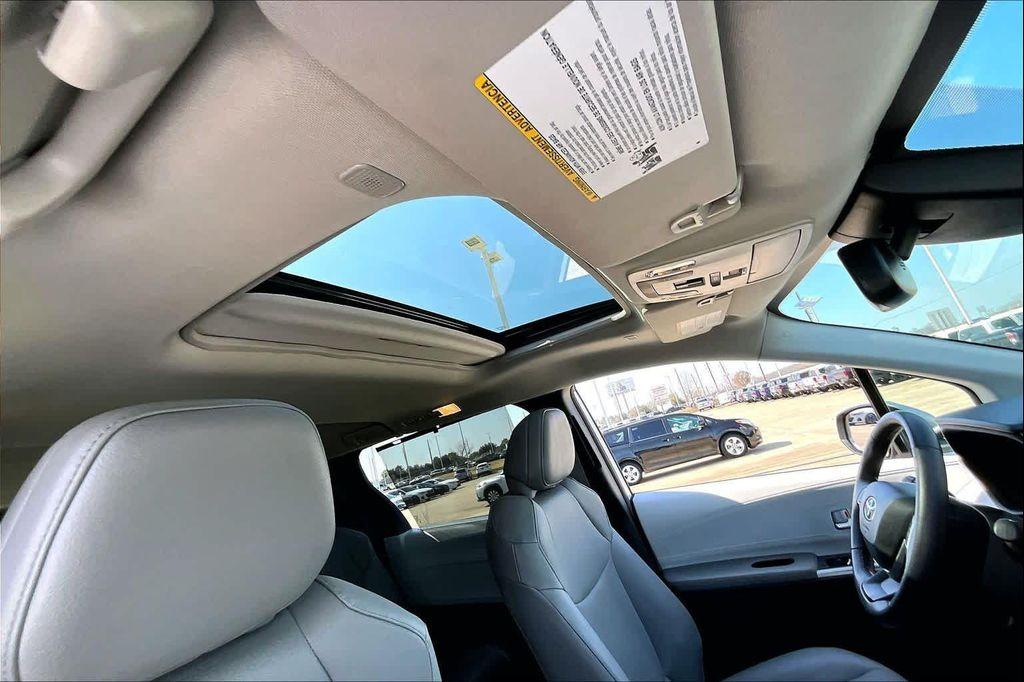 used 2025 Toyota Sienna car, priced at $41,900