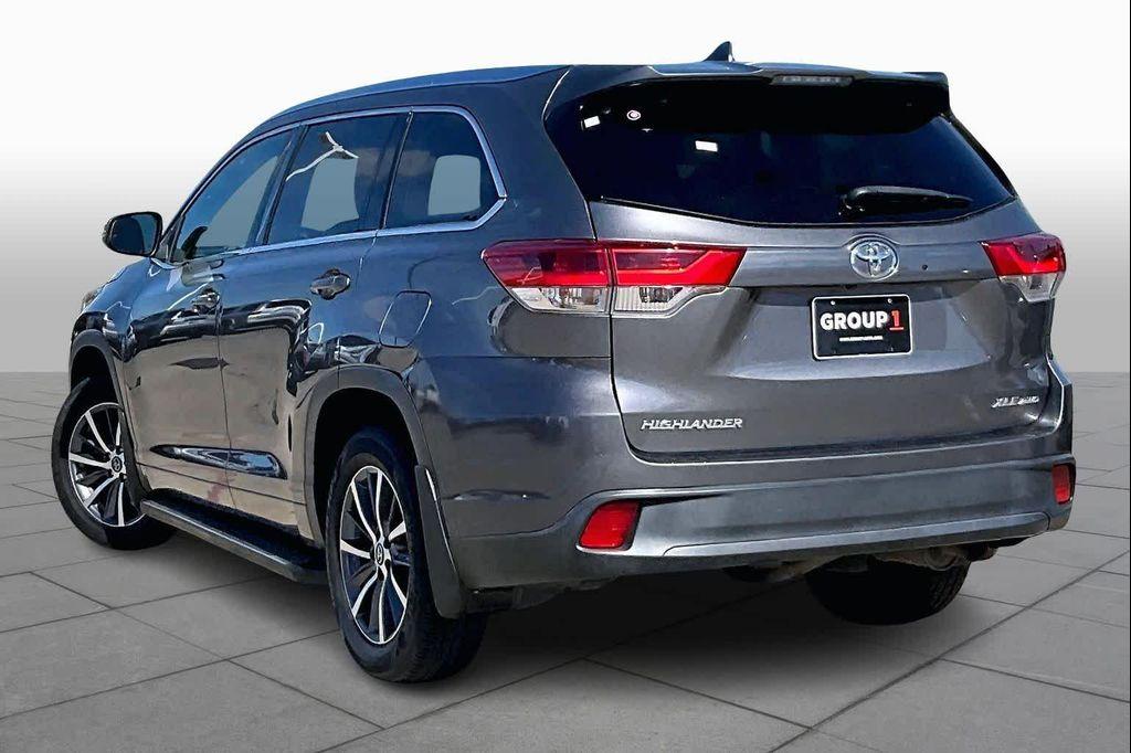 used 2018 Toyota Highlander car, priced at $15,550