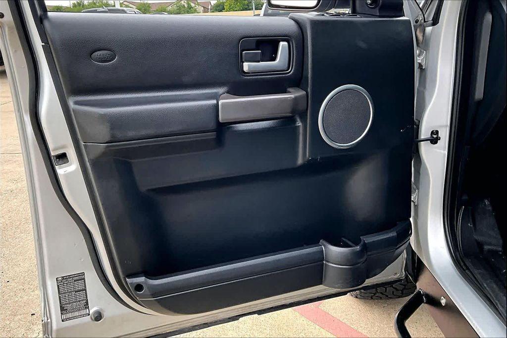 used 2005 Land Rover LR3 car, priced at $7,495