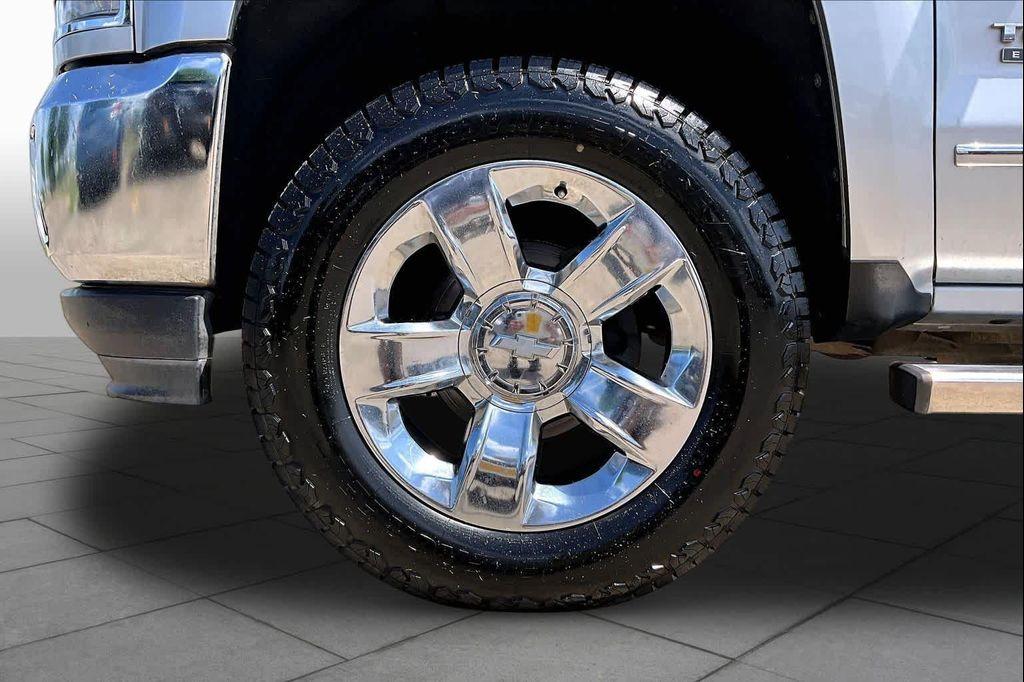 used 2018 Chevrolet Silverado 1500 car, priced at $24,224