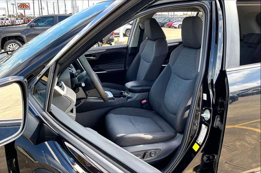 used 2020 Toyota RAV4 car, priced at $18,900