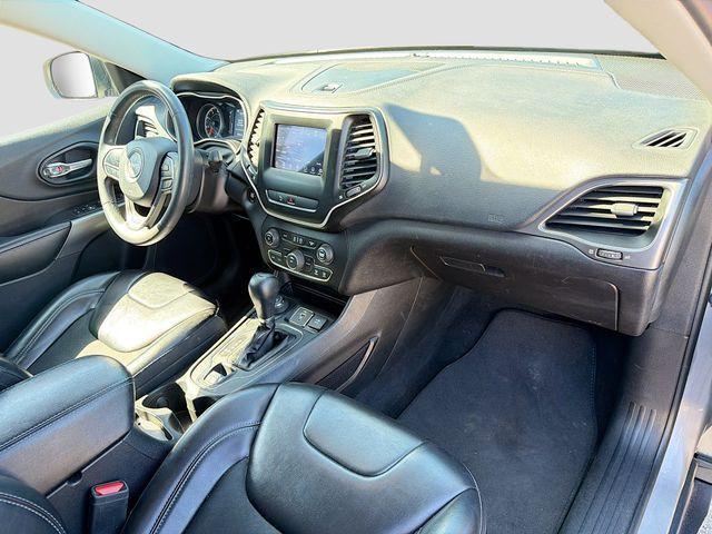 used 2020 Jeep Cherokee car, priced at $13,494