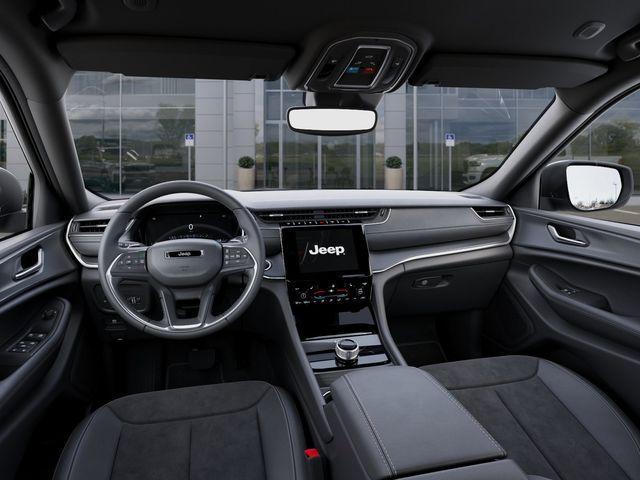 new 2025 Jeep Grand Cherokee L car, priced at $39,910