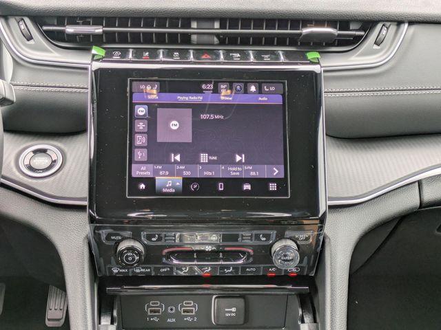 new 2025 Jeep Grand Cherokee L car, priced at $39,910