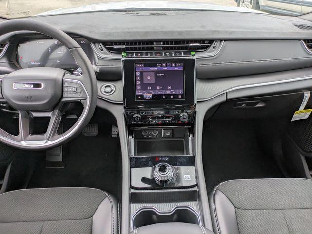 new 2025 Jeep Grand Cherokee L car, priced at $39,910