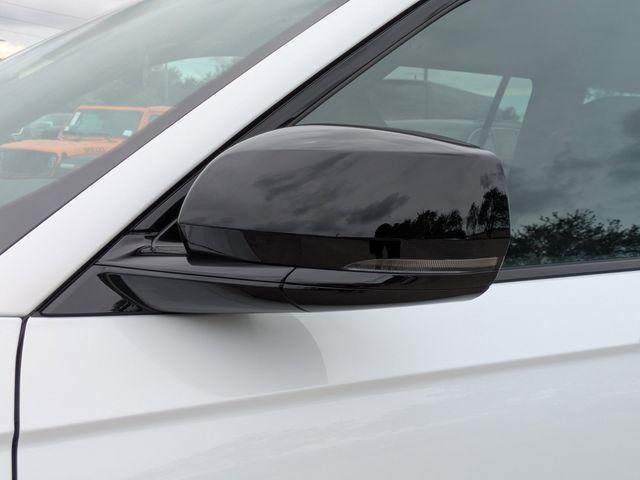 new 2025 Jeep Grand Cherokee L car, priced at $39,910