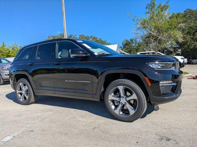 new 2025 Jeep Grand Cherokee car, priced at $39,216