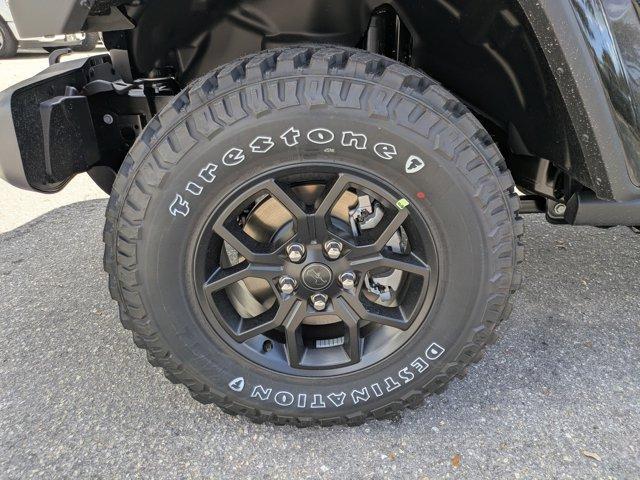 new 2026 Jeep Gladiator car, priced at $44,915