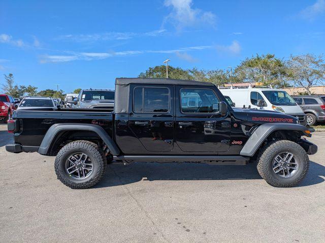 new 2026 Jeep Gladiator car, priced at $49,928