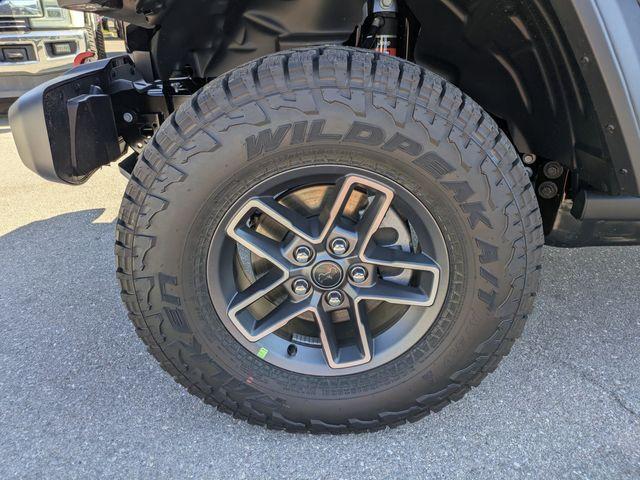 new 2026 Jeep Gladiator car, priced at $49,928