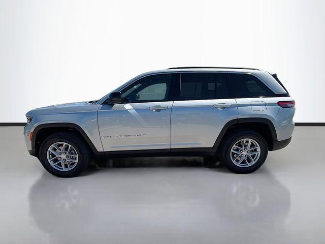 new 2026 Jeep Grand Cherokee car, priced at $42,003