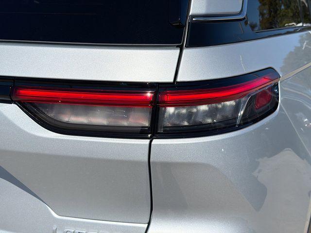 new 2026 Jeep Grand Cherokee car, priced at $42,003