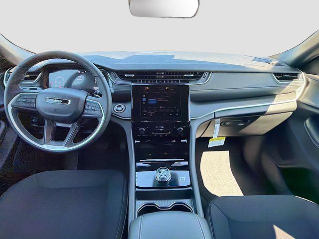 new 2026 Jeep Grand Cherokee car, priced at $42,003