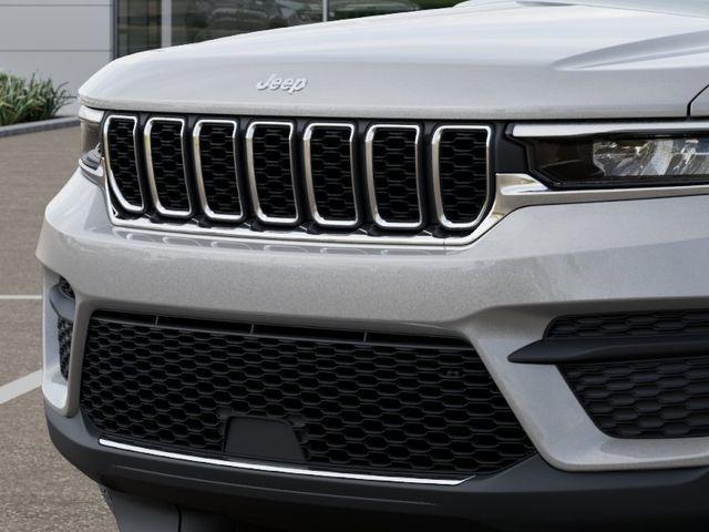 new 2026 Jeep Grand Cherokee car, priced at $41,003