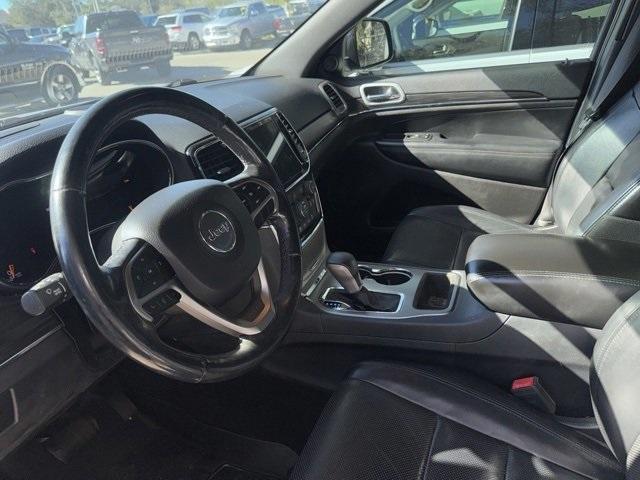 used 2020 Jeep Grand Cherokee car, priced at $15,671