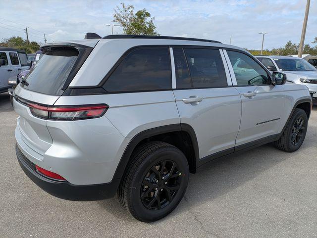 new 2025 Jeep Grand Cherokee car, priced at $38,596