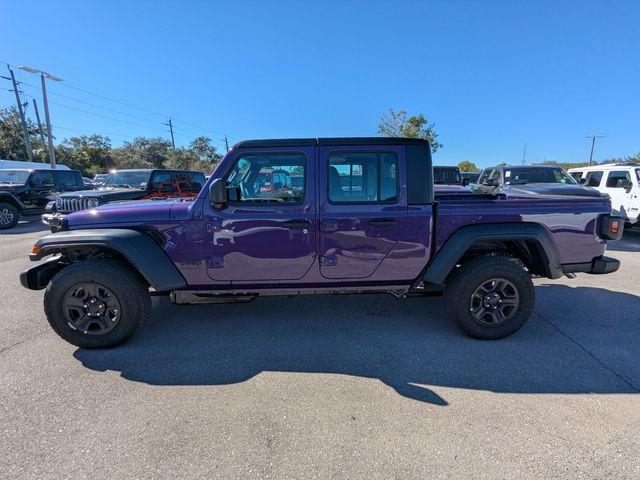 new 2026 Jeep Gladiator car, priced at $41,577
